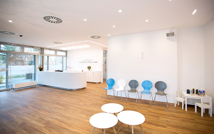 Rezeption & Wartezimmer