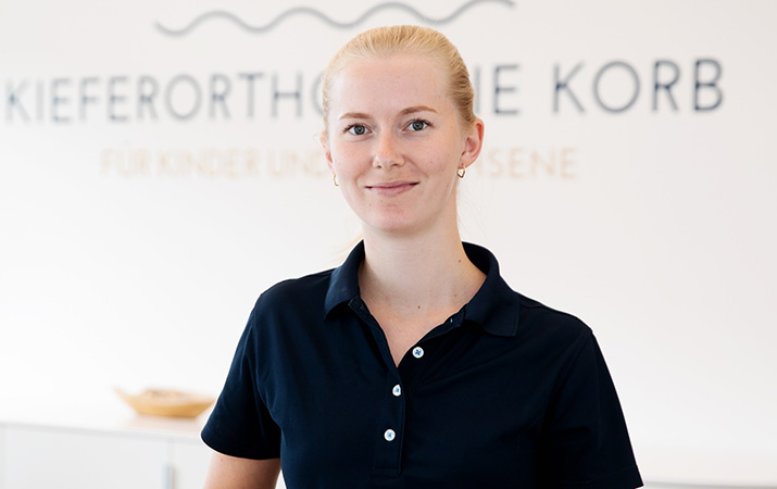 Dr. Jasmin Pölking – Zahnärztin, Weiterbildungsassistentin für Kieferorthopädie